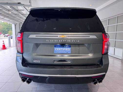 2023 Chevrolet Suburban 4WD High Country