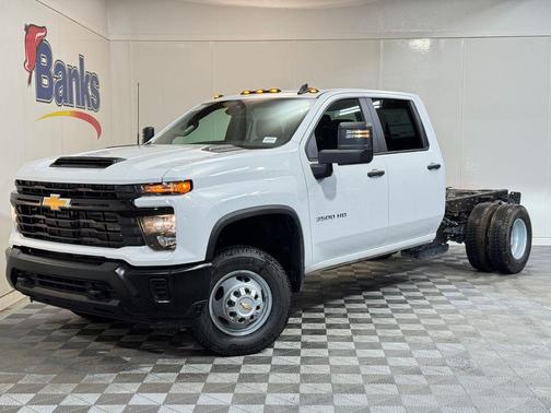 2026 Chevrolet Silverado 3500 WT