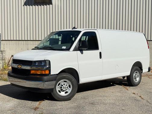 2025 Chevrolet Express 3500 RWD 3500 Regular Wheelbase WT