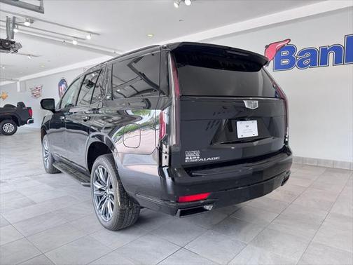2023 Cadillac Escalade Sport