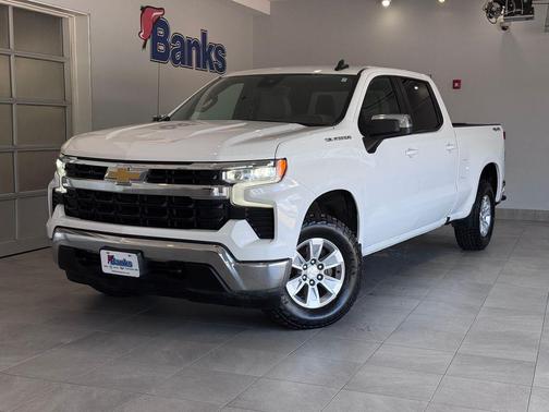 Summit White 2023 Chevrolet Silverado 1500 LT