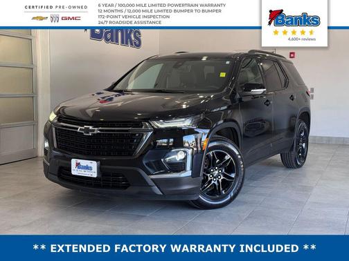 Mosaic Black Metallic 2023 Chevrolet Traverse LT Cloth