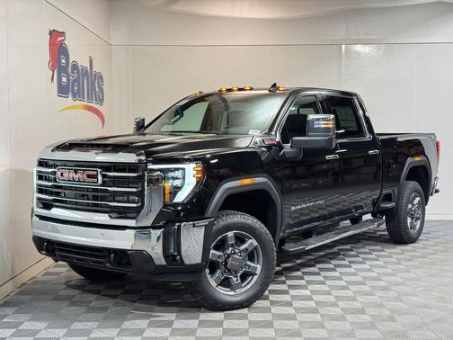 2025 GMC Sierra 3500 SLT