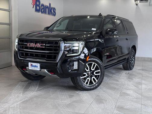 2023 GMC Yukon XL AT4