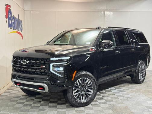 Black 2026 Chevrolet Suburban Z71, 4WD