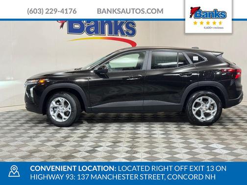 Mosaic Black Metallic 2026 Chevrolet Trax LS