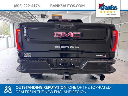 Onyx Black 2024 GMC Sierra 2500 AT4