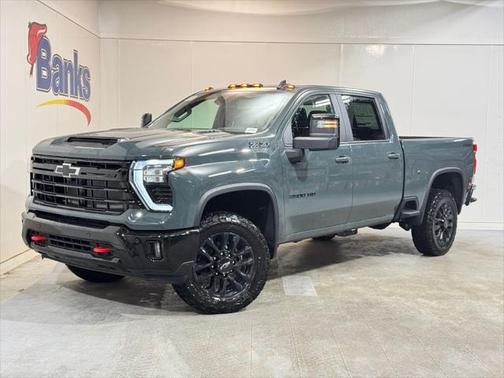 2025 Chevrolet Silverado 3500 LT
