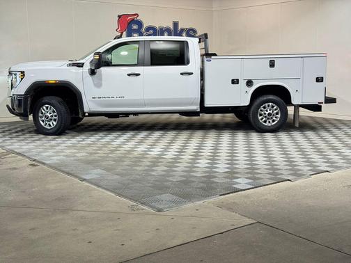 Summit White 2026 GMC Sierra 2500 Pro