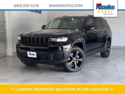 Diamond Black Crystal Pearlcoat 2023 Jeep Grand Cherokee L Altitude