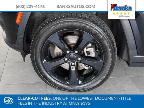Diamond Black Crystal Pearlcoat 2023 Jeep Grand Cherokee L Altitude