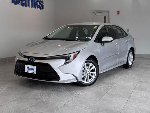 2025 Toyota Corolla Hybrid LE