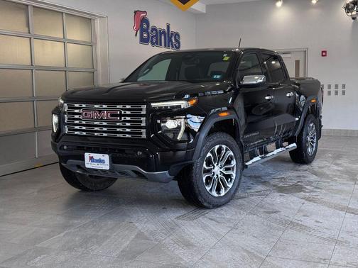 2024 GMC Canyon Denali