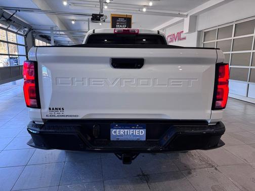 Summit White 2025 Chevrolet Colorado Z71