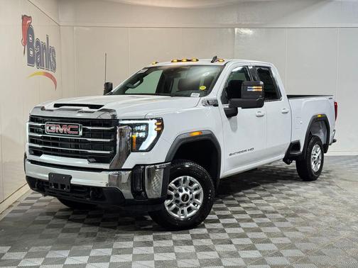 2026 GMC Sierra 2500 SLE