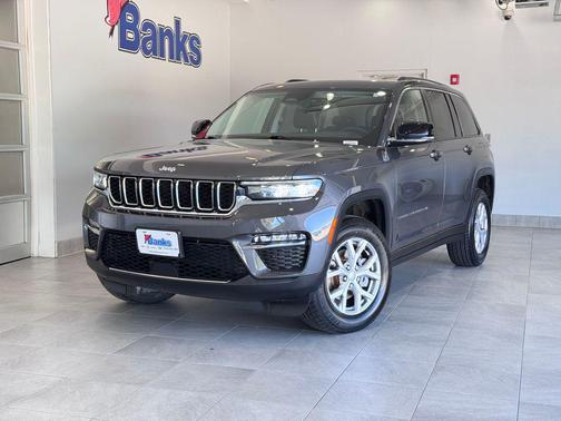 Baltic Gray Metallic Clearcoat 2022 Jeep Grand Cherokee Limited