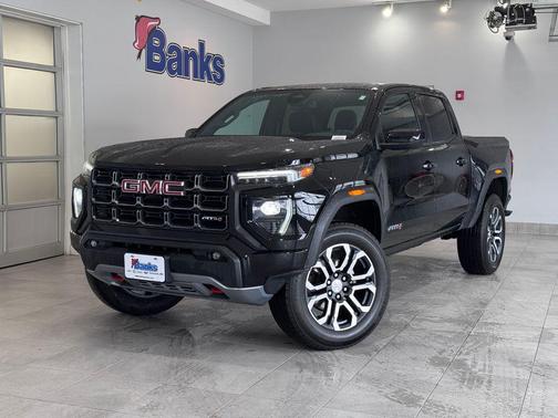 Onyx Black 2024 GMC Canyon AT4