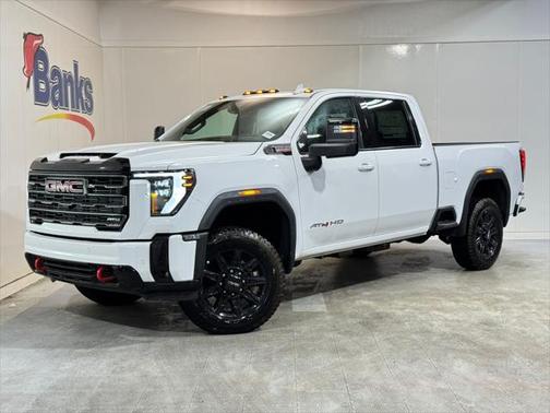 2025 GMC Sierra 2500 AT4