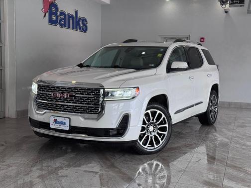 2020 GMC Acadia Denali