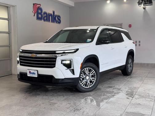 2024 Chevrolet Traverse LT