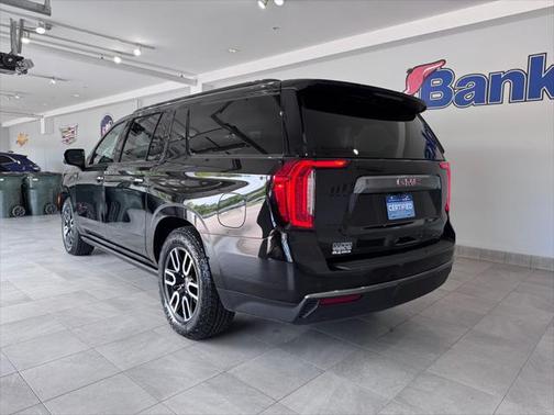 2024 GMC Yukon XL 4WD AT4
