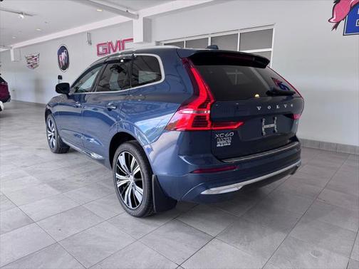 2022 Volvo XC60 B5 Inscription