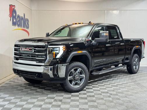 2025 GMC Sierra 3500 SLT