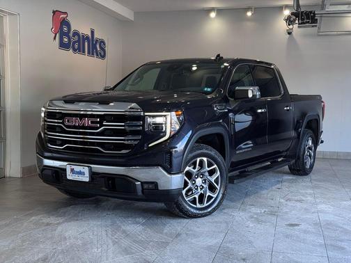 2022 GMC Sierra 1500 SLT