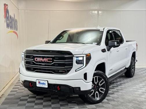 2025 GMC Sierra 1500 AT4