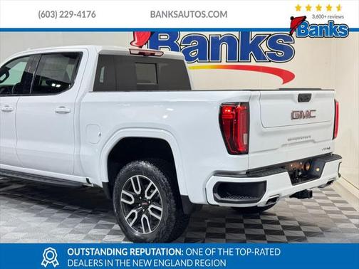 2025 GMC Sierra 1500 AT4