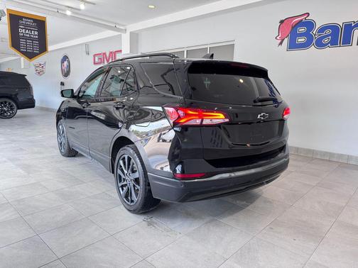 Mosaic Black Metallic 2022 Chevrolet Equinox AWD RS