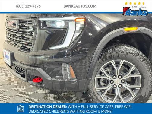 2025 GMC Acadia AWD AT4