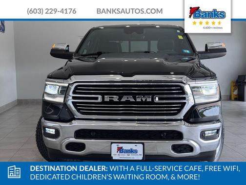 Diamond Black Crystal Pearlcoat 2024 RAM 1500 Laramie