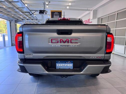 2024 GMC Canyon AT4