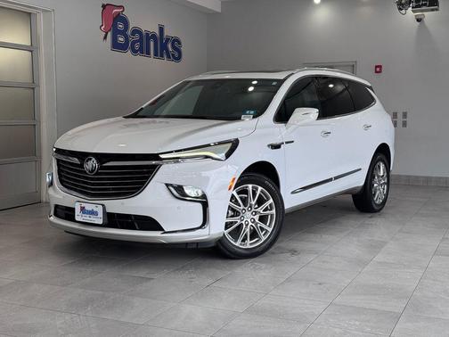 2023 Buick Enclave Essence AWD