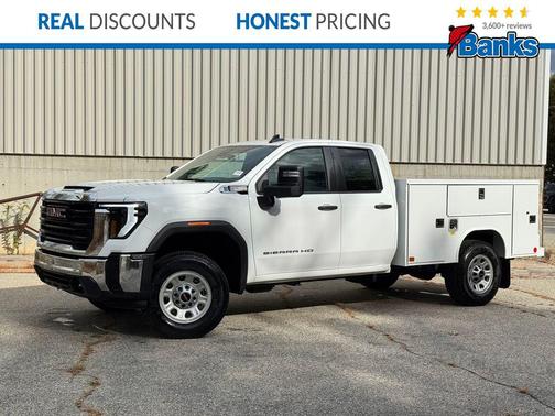 2025 GMC Sierra 3500 Base