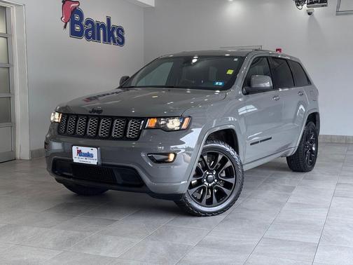 2021 Jeep Grand Cherokee Laredo