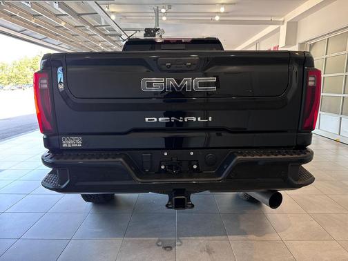 2024 GMC Sierra 3500 Denali