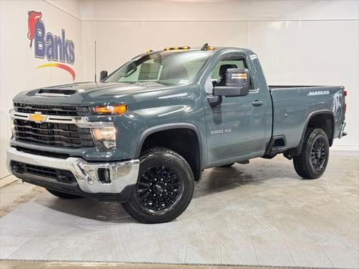 2025 Chevrolet Silverado 3500 LT