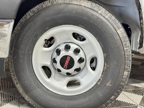 2025 GMC Savana 2500 Work Van