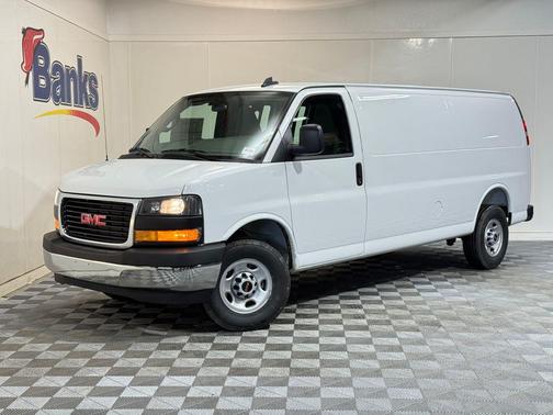 2025 GMC Savana 2500 Work Van