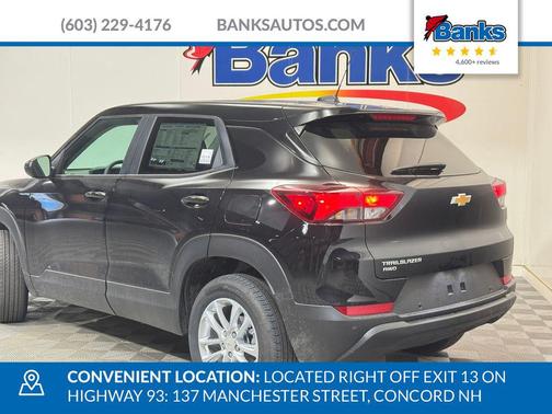 Mosaic Black Metallic 2026 Chevrolet Trailblazer LS