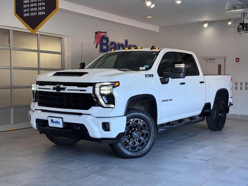 2024 Chevrolet Silverado 2500 LT