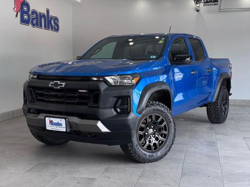 Glacier Blue Metallic 2023 Chevrolet Colorado Trail Boss