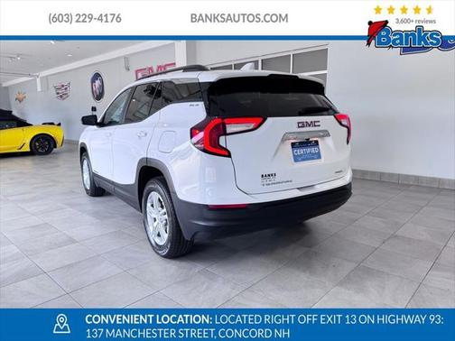 2022 GMC Terrain SLE