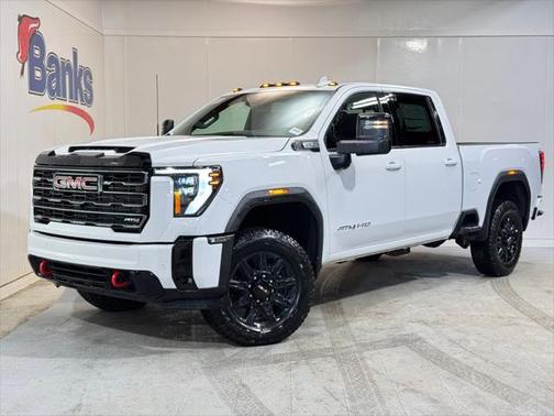 2025 GMC Sierra 2500 AT4