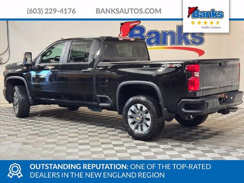 Black 2026 Chevrolet Silverado 2500 Custom