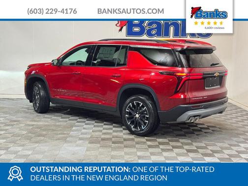 Radiant Red Tintcoat 2026 Chevrolet Traverse LT
