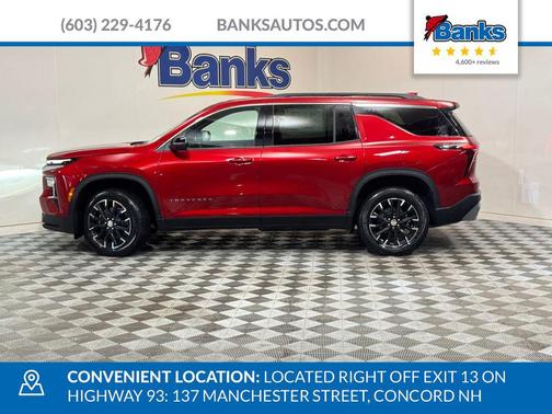 Radiant Red Tintcoat 2026 Chevrolet Traverse LT