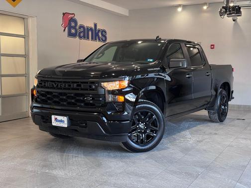 2023 Chevrolet Silverado 1500 Custom